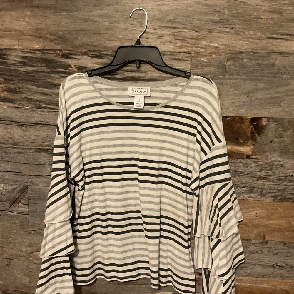 For The Republic long sleeve top